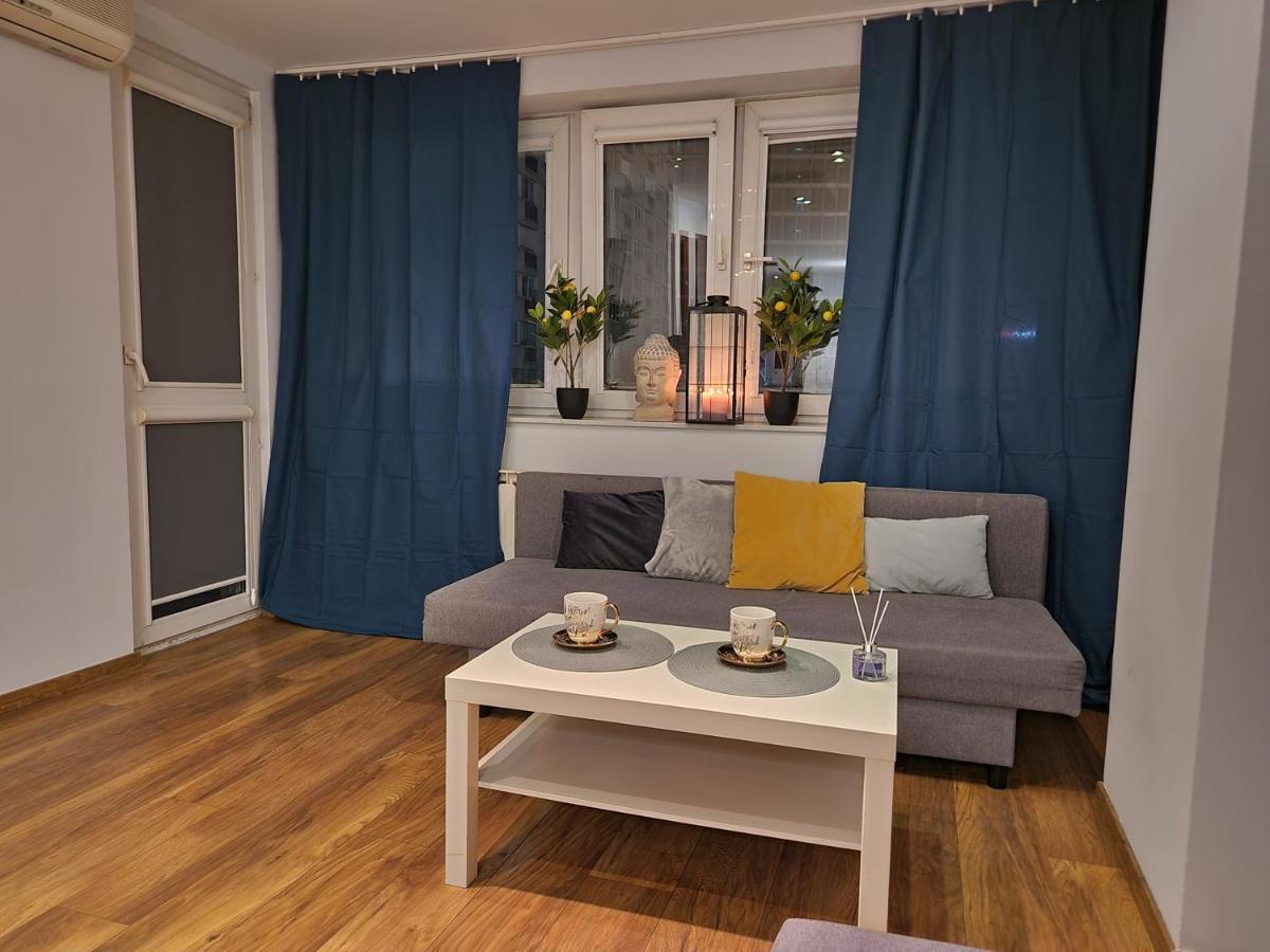 View Apartments And Rooms Warschau Exterior foto