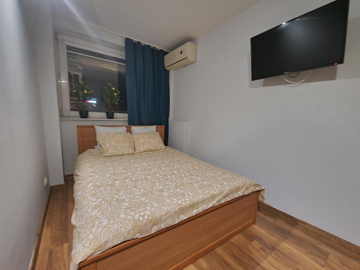 View Apartments And Rooms Warschau Exterior foto